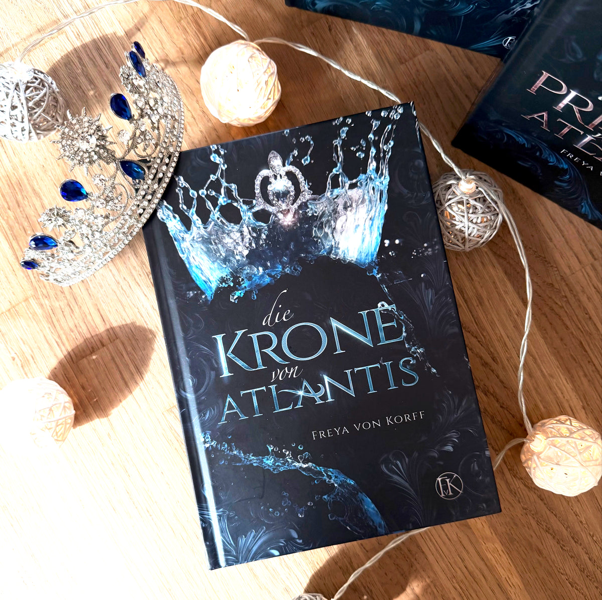 Die Krone von Atlantis (Die Atlantis-SAGA Band 1) - Hardcover, signiert